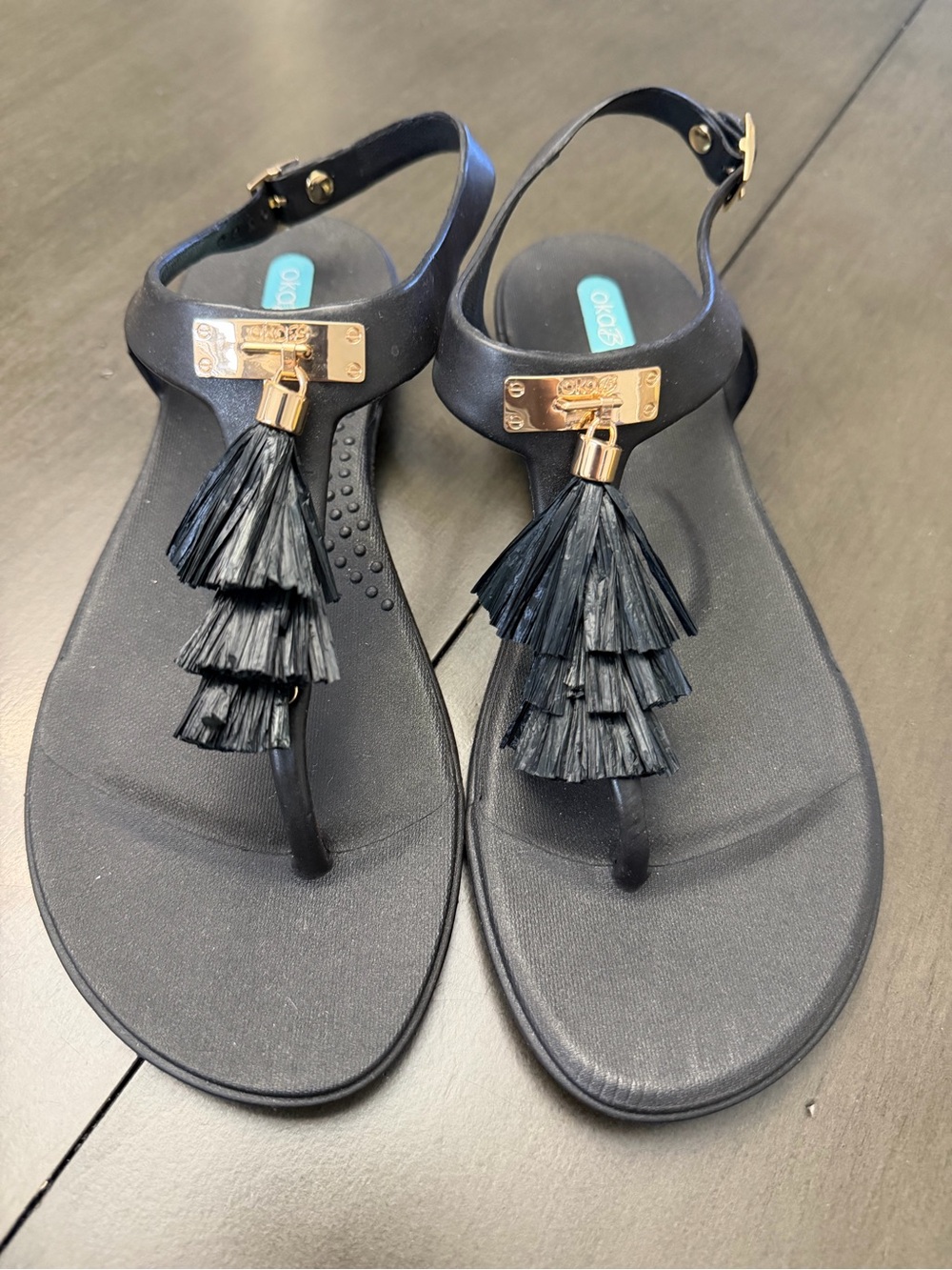NWOT Oka b. Black Tassel T-Strap Sandals Size 8